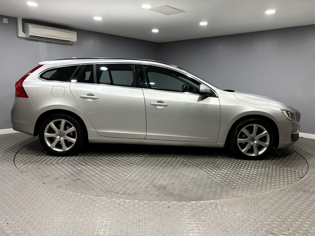 Volvo V60 2.0 D3 Se Nav Euro 6 Ss Silver #2