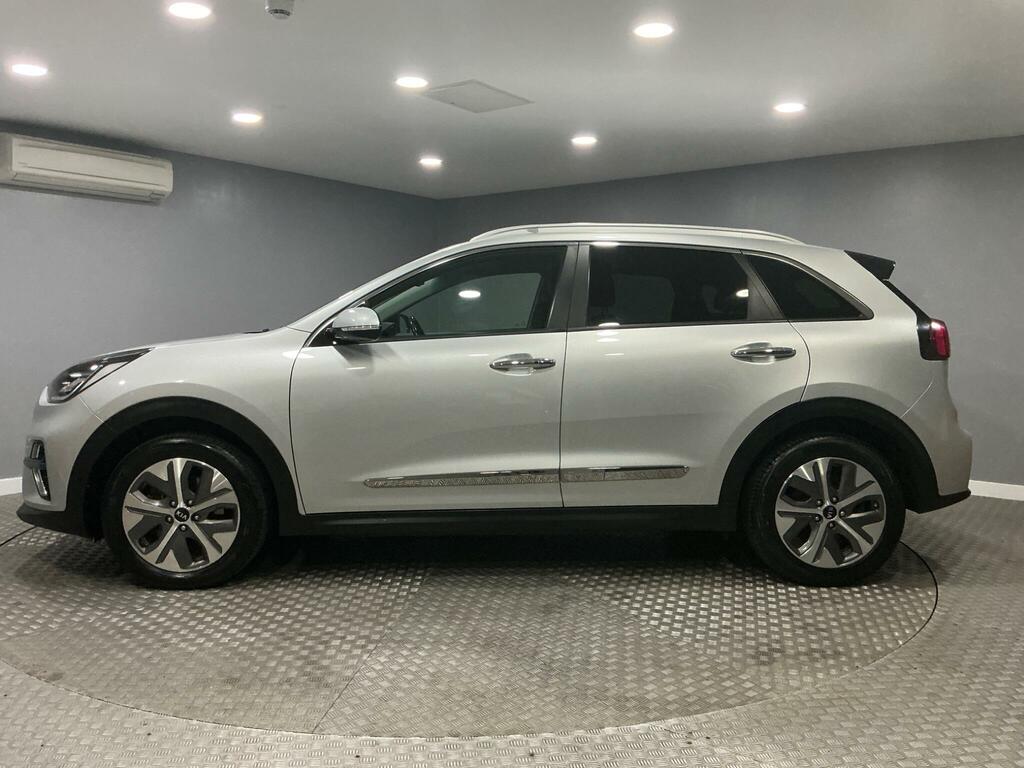 Kia e-Niro 64Kwh 4 Silver #4