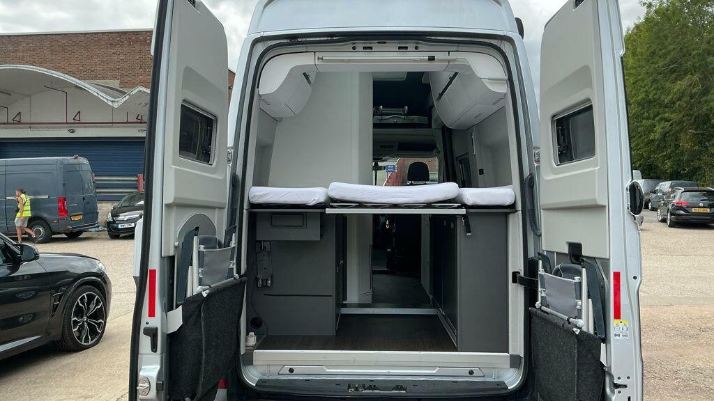 Volkswagen Grand California 680 Lwb 177Ps 4 Motion - Massive Spec Grey #9