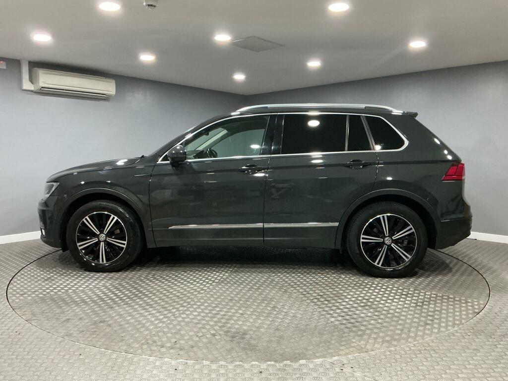 Volkswagen Tiguan 2.0 Tdi Se Navigation Euro 6 Ss Grey #6
