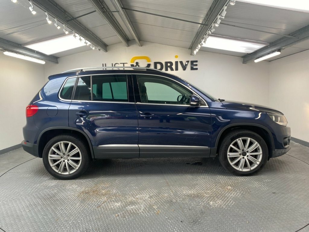 Volkswagen Tiguan Tdi R-line Black #6