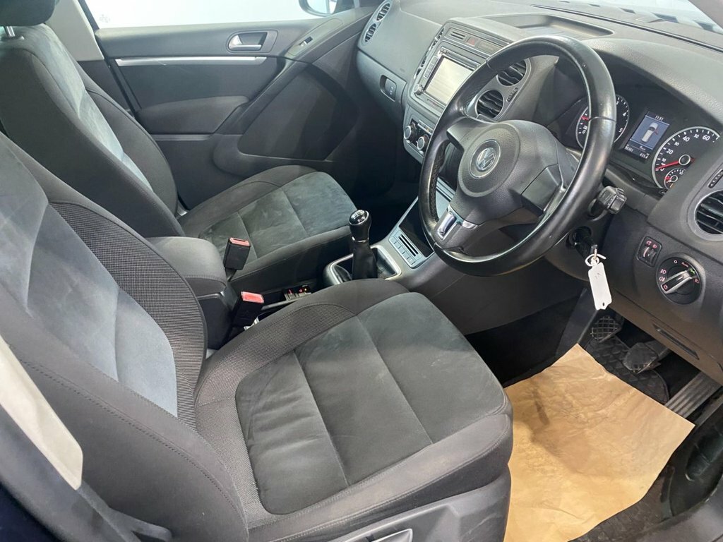 Volkswagen Tiguan Tdi R-line Black #11