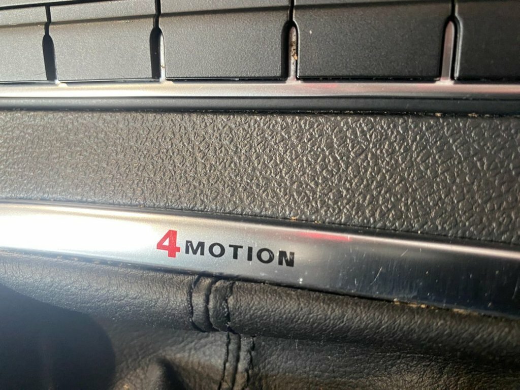 Volkswagen Tiguan Tdi R-line Black #16