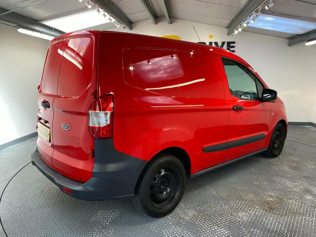 Ford Transit Courier 1.5L Leader Red #5