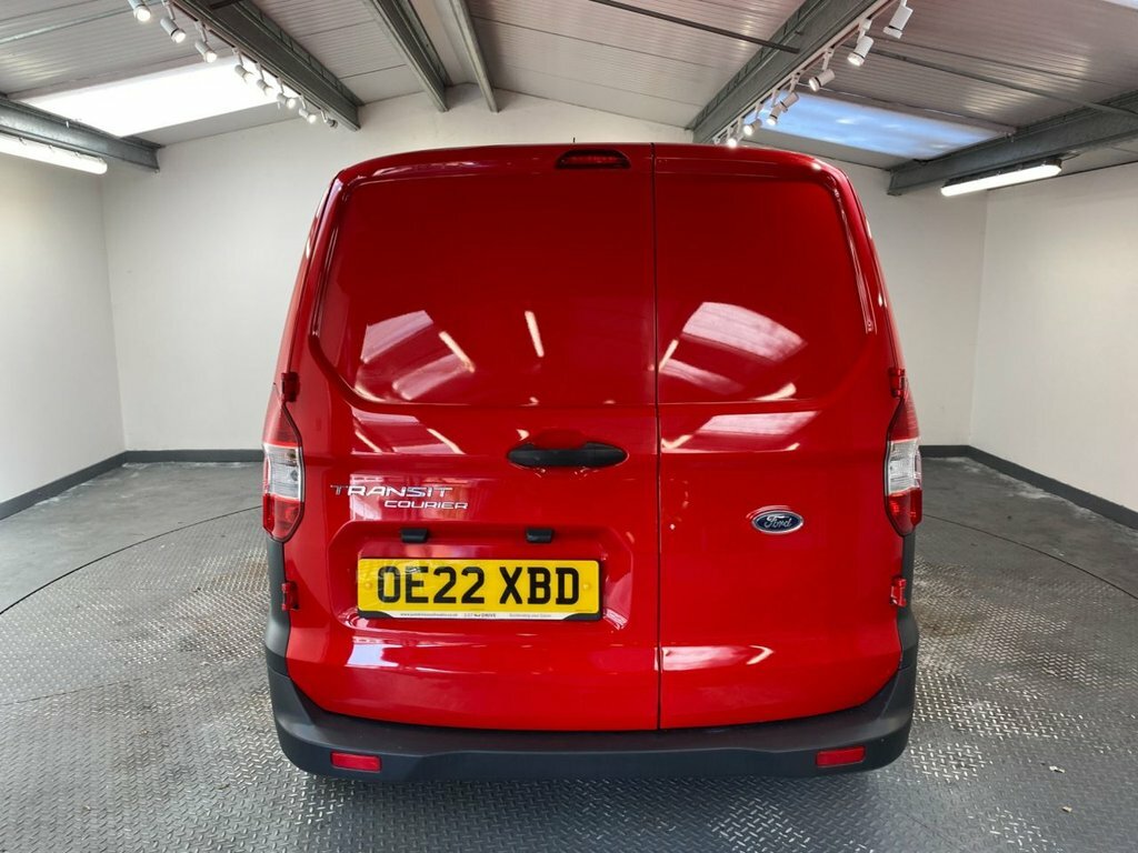 Ford Transit Courier 1.5L Leader Red #4