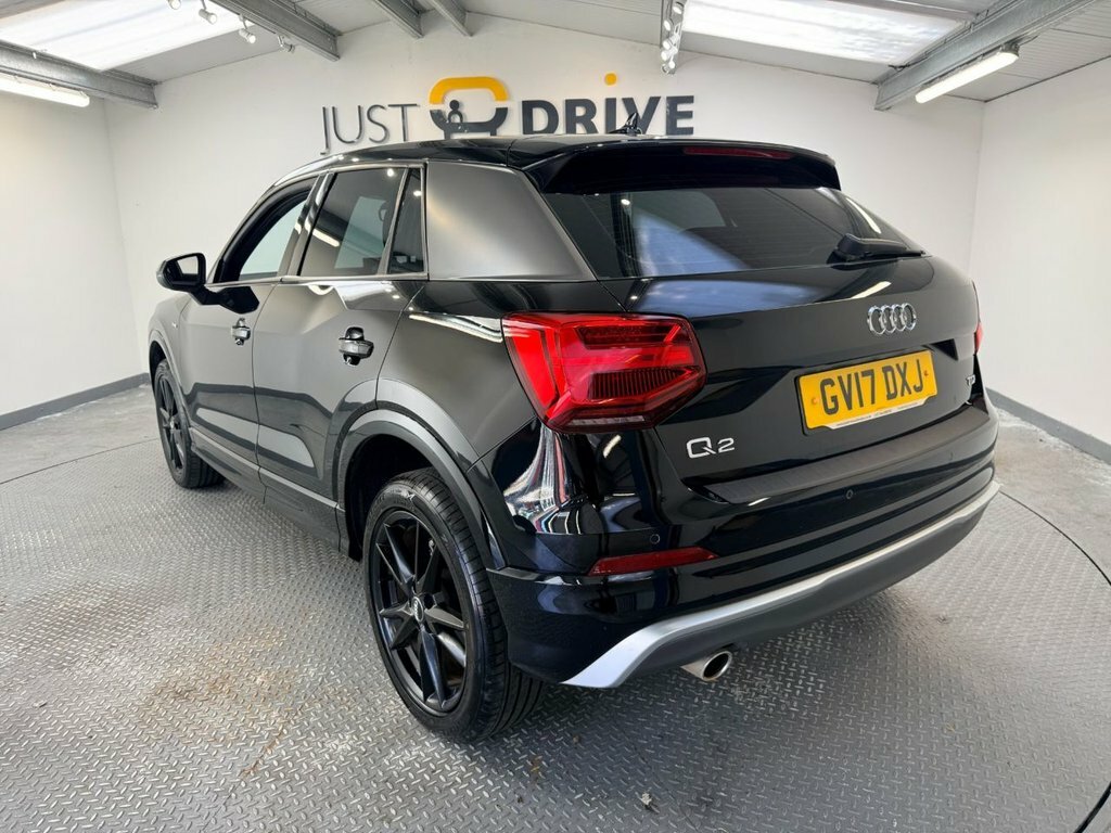 Audi Q2 1.6L S Line Black #4
