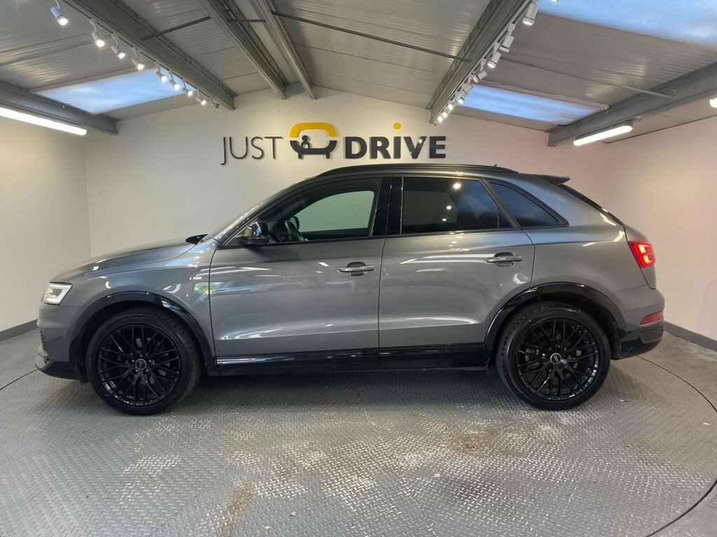 Audi Q3 2L Black Edition Grey #2