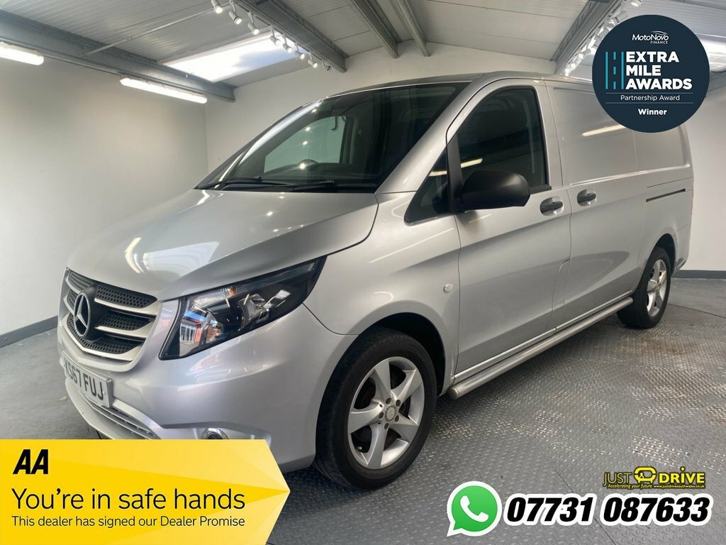 Mercedes-Benz Vito 2.1L Sport Silver