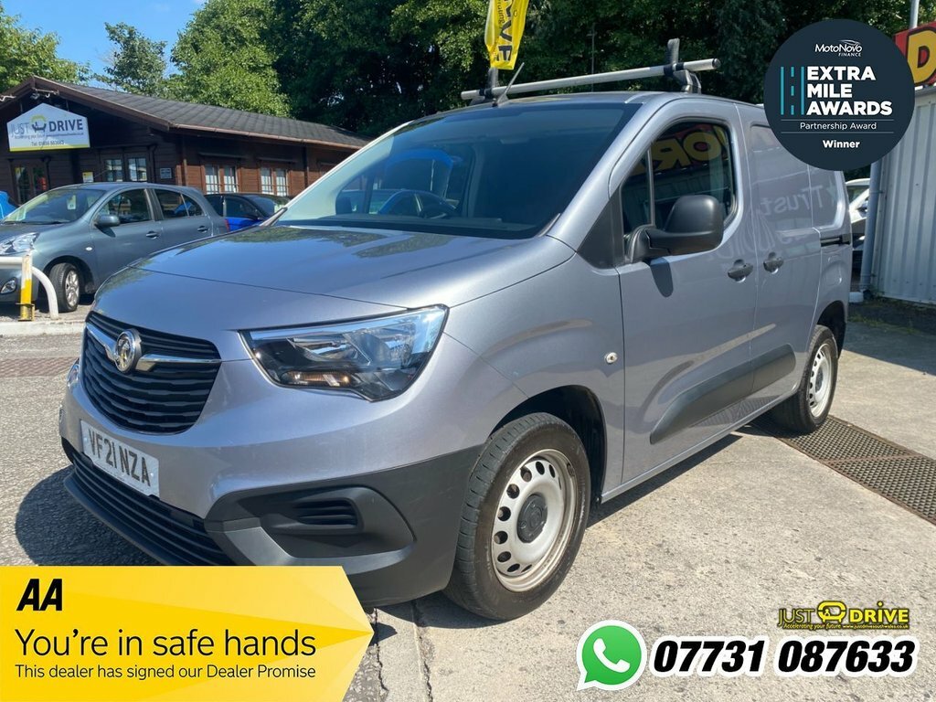 Vauxhall Combo 1.5L Dynamic Grey