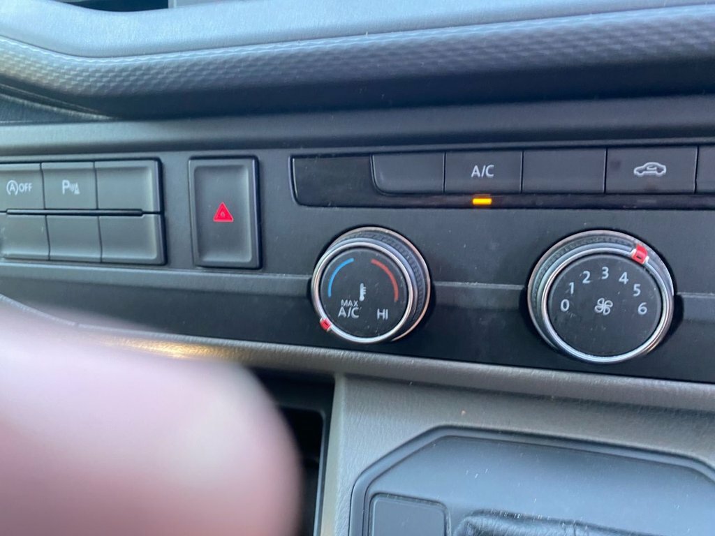 Volkswagen Transporter Mpv Silver #18