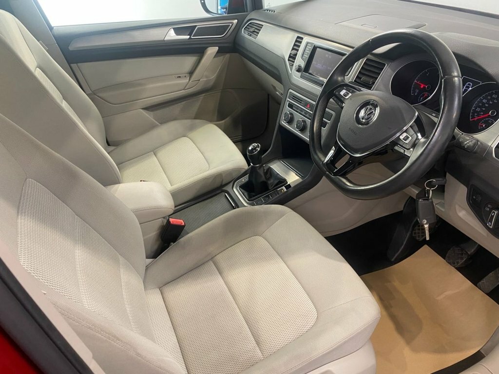 Volkswagen Golf SV Se Blue #11