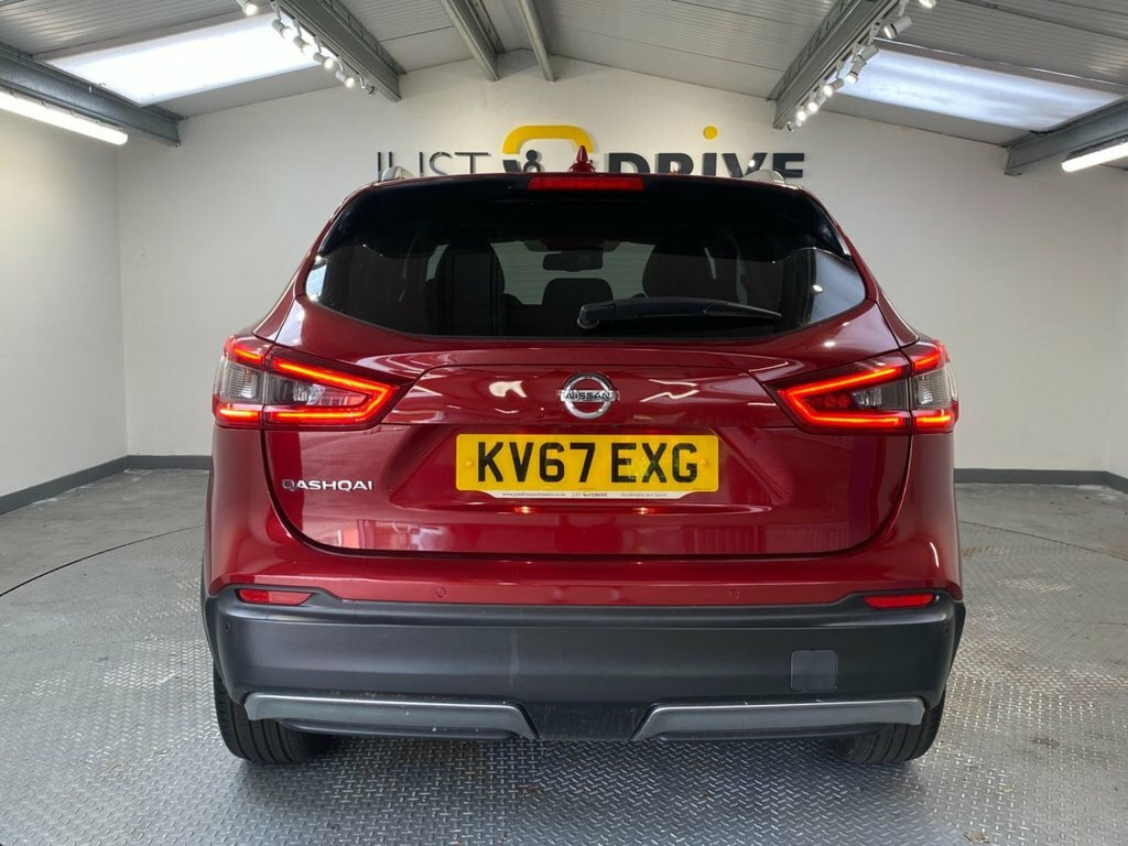 Nissan Qashqai 1.2L Tekna Red #5