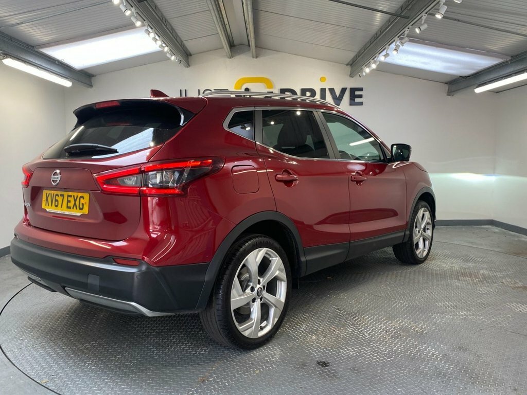 Nissan Qashqai 1.2L Tekna Red #6