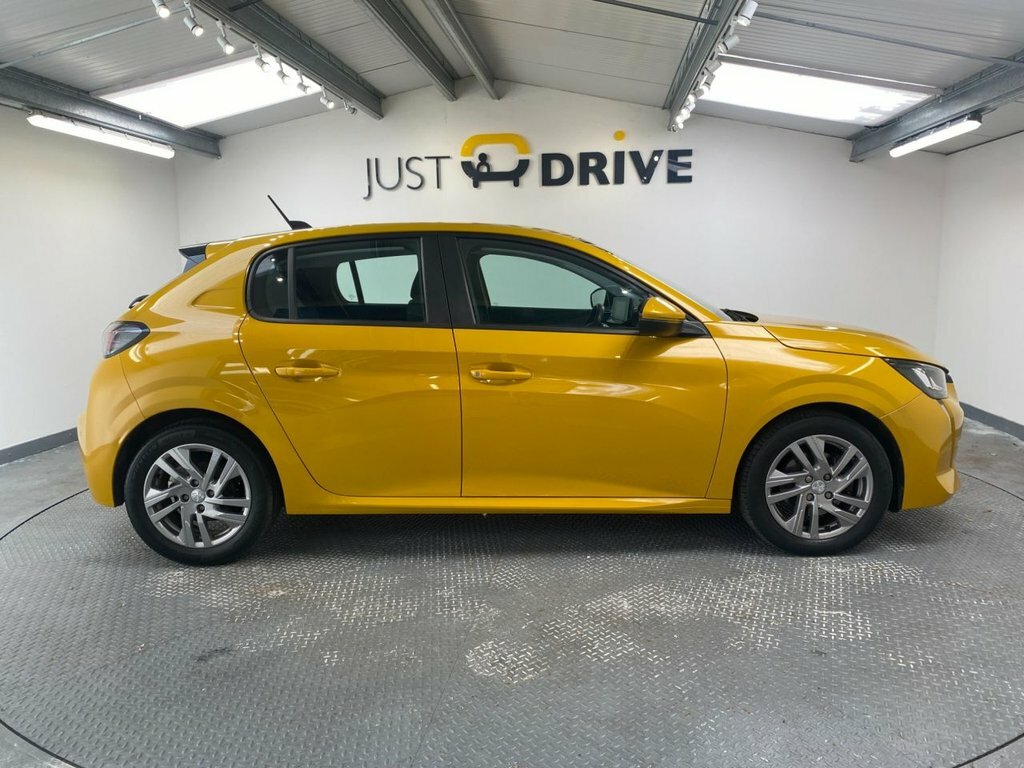 Peugeot 208 1.2L Active Premium Yellow #6