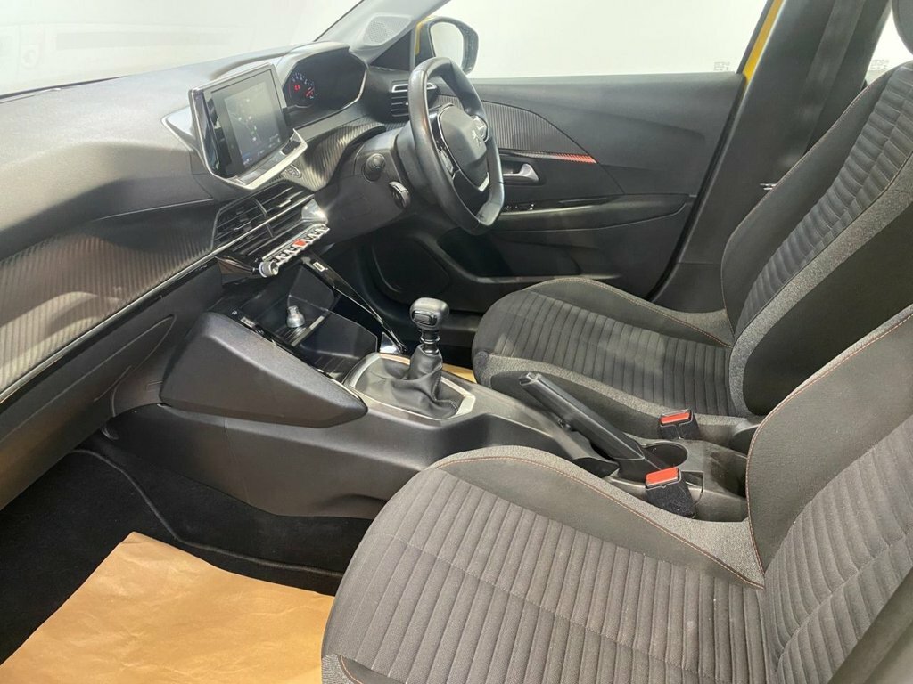 Peugeot 208 Puretech Allure Ss Yellow #26
