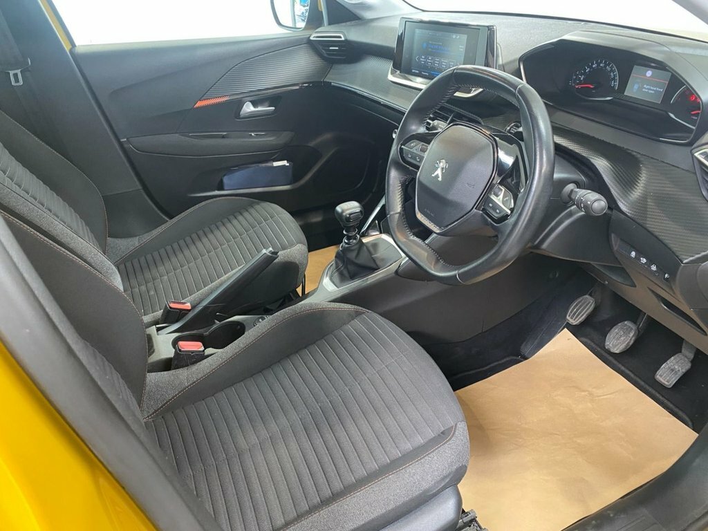 Peugeot 208 Puretech Allure Ss Yellow #11