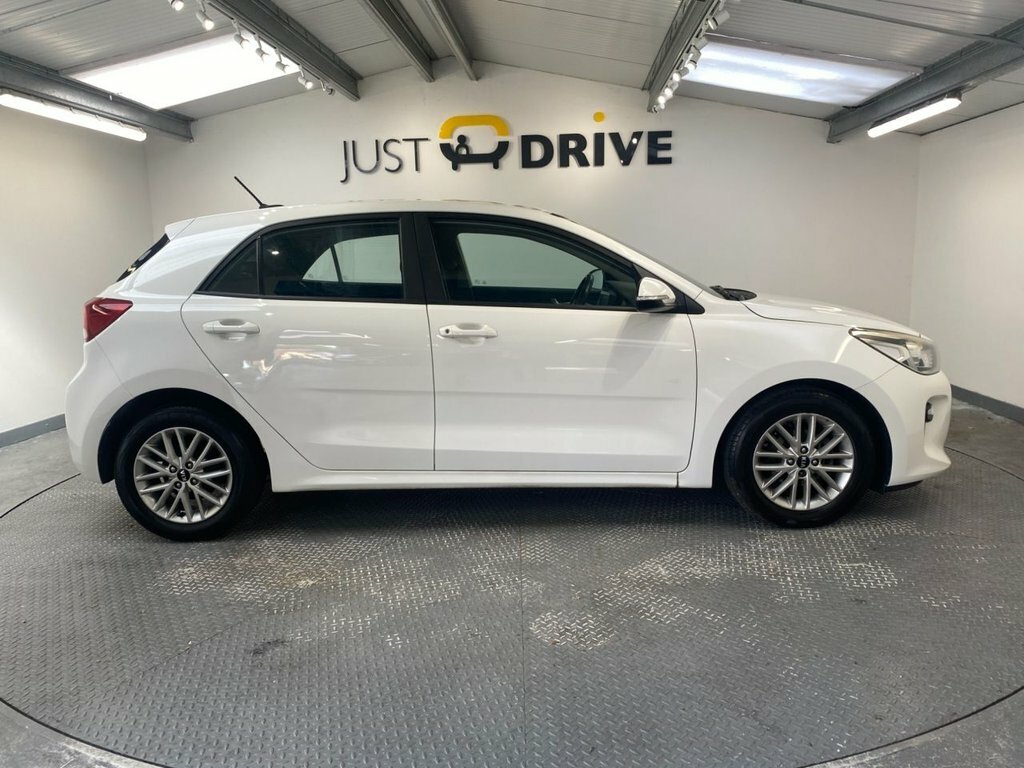 Kia RIO 1.3L 2 White #6