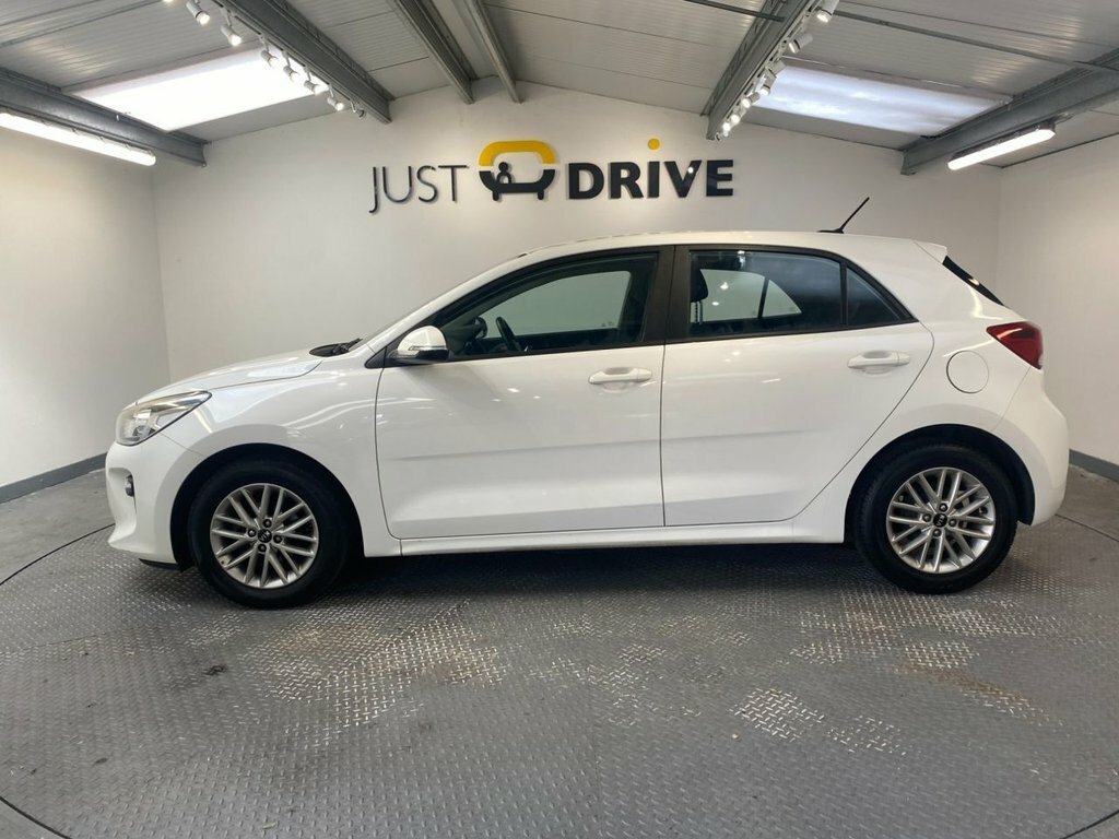 Kia RIO 1.3L 2 White #2