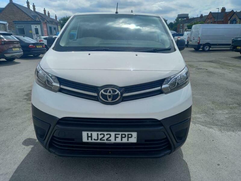 Toyota PROACE L2 Active White #3