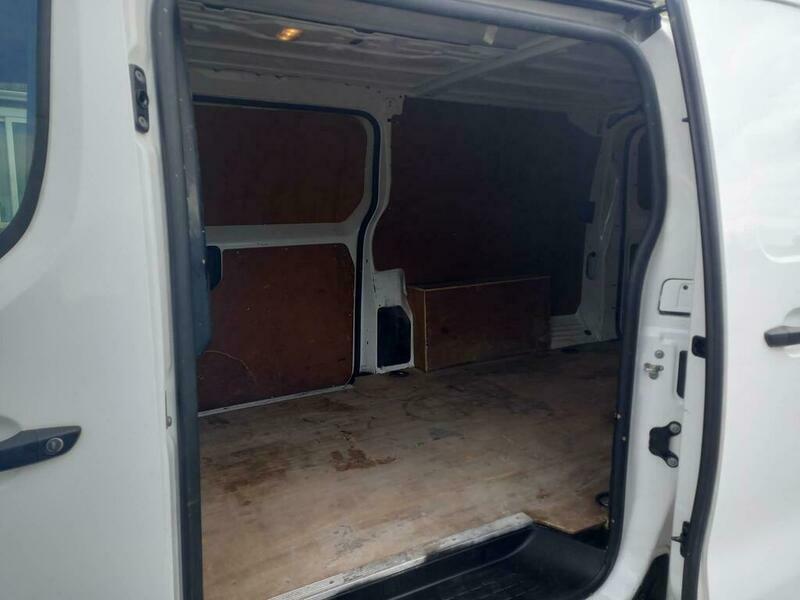 Toyota PROACE Toyota Medium 1.5D 120 Icon Van White #11