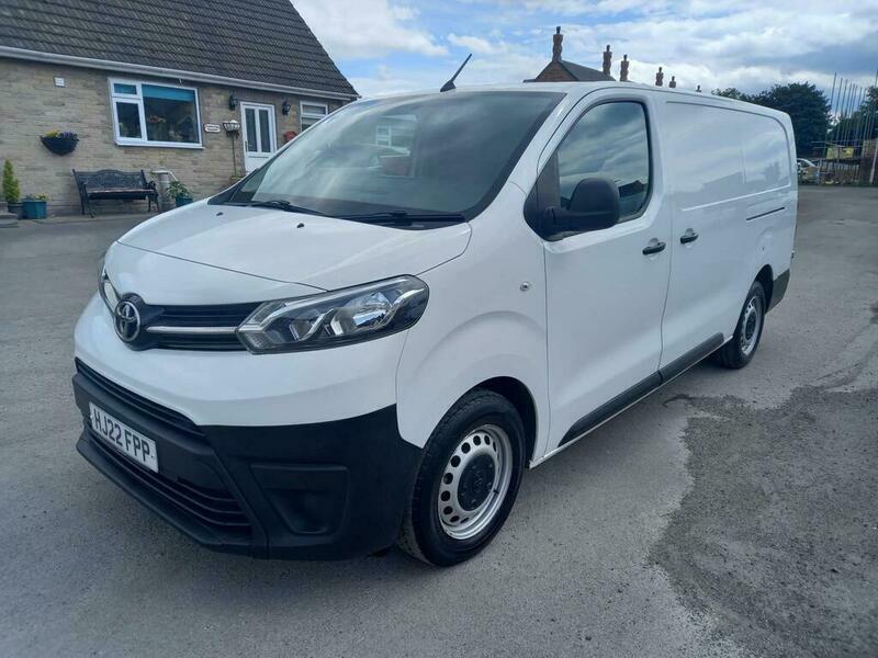 Toyota PROACE L2 Active White #2