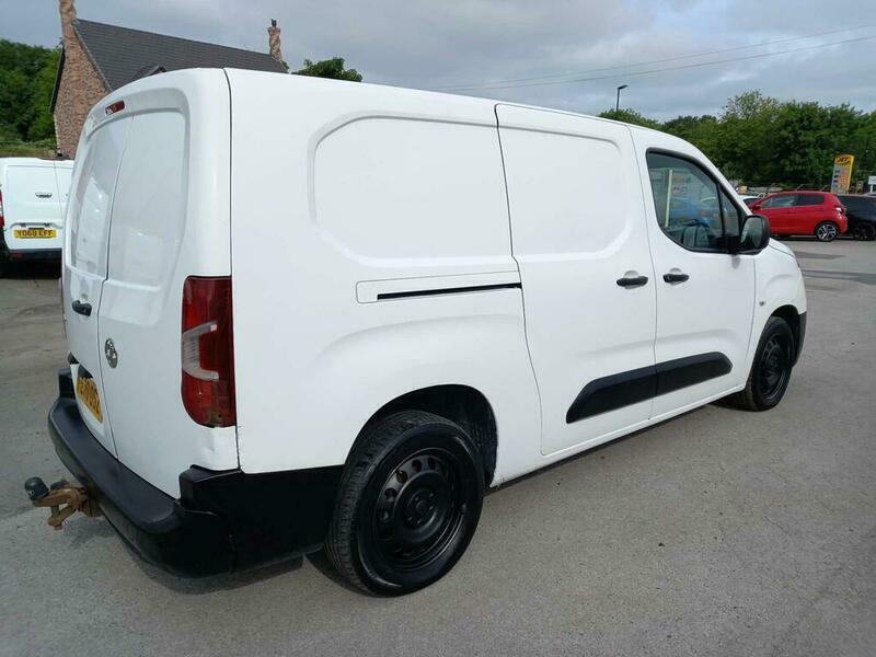 Vauxhall Combo L2h1 2300 Edition S White #2