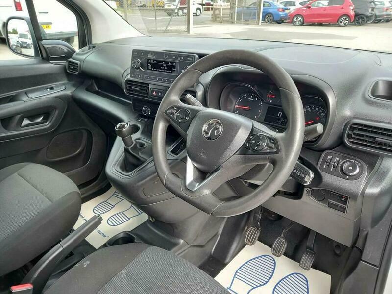 Vauxhall Combo 1.2I Turbo 130 Ps Elite Mpv Grey #8