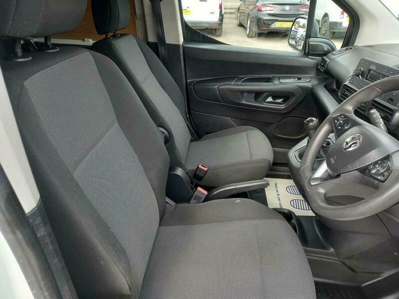 Vauxhall Combo 1.2I Turbo 130 Ps Elite Mpv Grey #7
