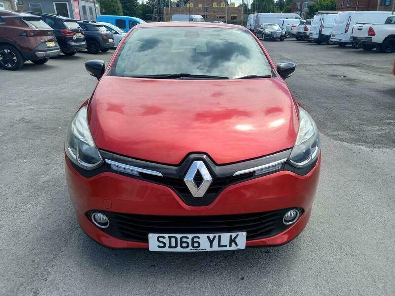 Renault Clio Dynamique Nav 16V Red #6