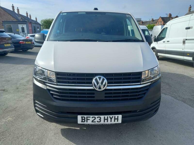 Volkswagen Transporter T32 Tdi P V White #2