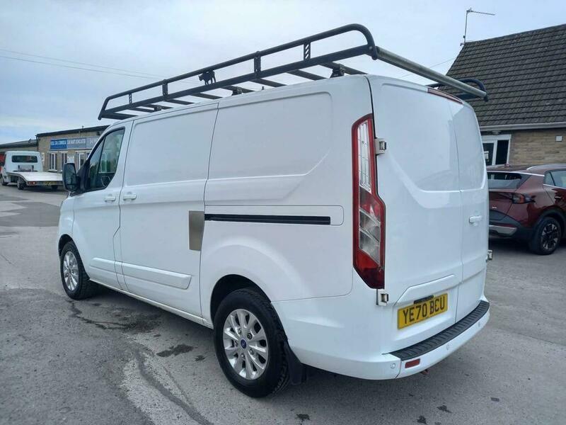 Ford Transit Custom 340 Limited P V White #3