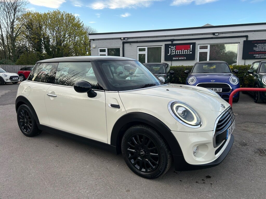 Mini Hatch 1.5 Cooper II White