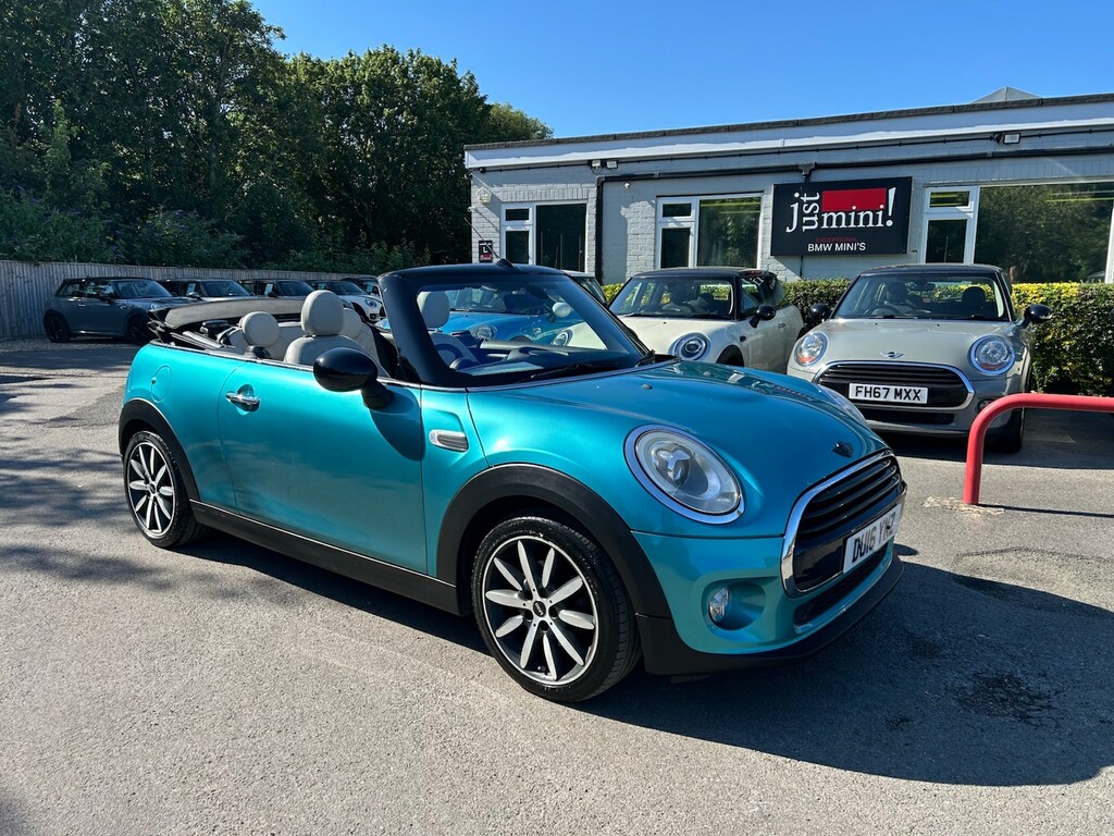 Mini Convertible 1.5 Cooper Blue