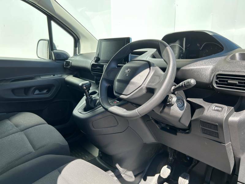 Peugeot Partner 1000 1.5 Bluehdi 100 Professional Premium Van - NU23HKE White #4
