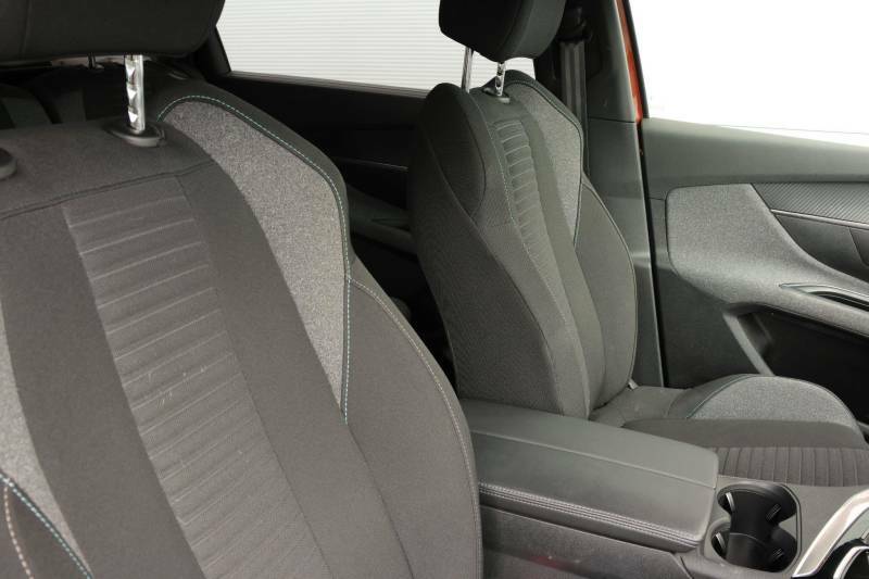 Peugeot 5008 1.2 Puretech Active Premium Eat Euro 6 Ss RV23AHO Brown #6