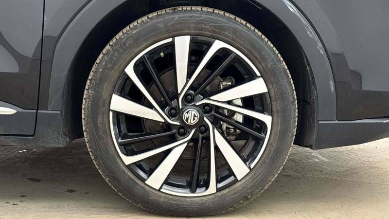 MG ZS 1.5 Hybrid Trophy Black #6