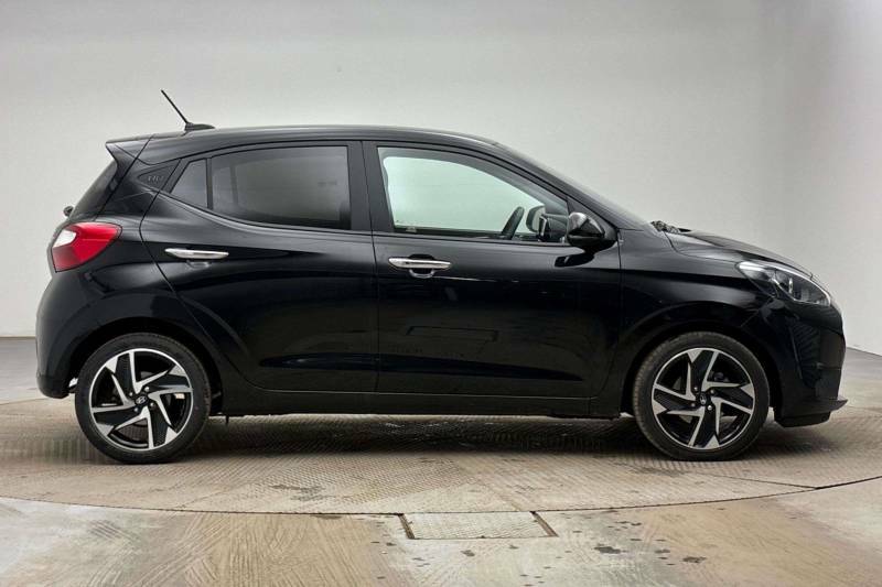 Hyundai I10 1.0 63 Premium Nav Black #2