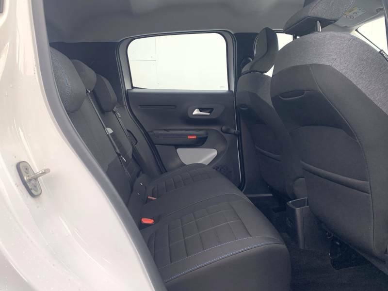 Citroen C3 1.2 Turbo Plus Euro 6 Ss - 2025 25 ISZ9775 White #4