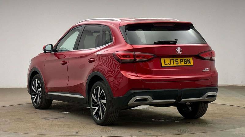MG ZS 1.5 Hybrid Trophy Red #3