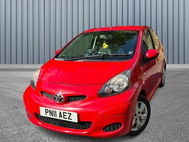 Toyota Aygo 1.0 Vvt-i Go Euro 5 PN11AEZ Red #3
