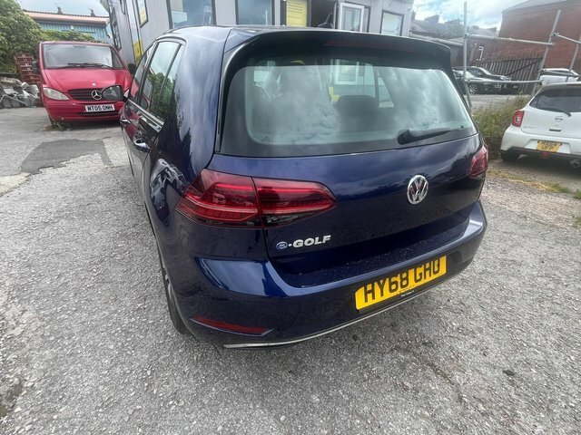 Volkswagen e-Golf 35.8Kwh E-golf Blue #4
