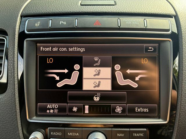 Volkswagen Touareg 3.0 V6 Tdi Bluemotion Tech 262 R-line Tip White #52