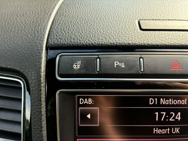 Volkswagen Touareg 3.0 V6 Tdi Bluemotion Tech 262 R-line Tip White #43