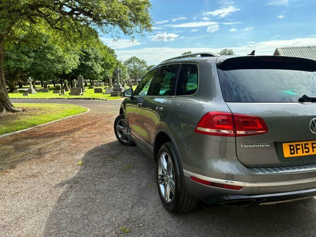 Volkswagen Touareg 3.0 V6 Tdi Bluemotion Tech 262 R-line Tip White #83