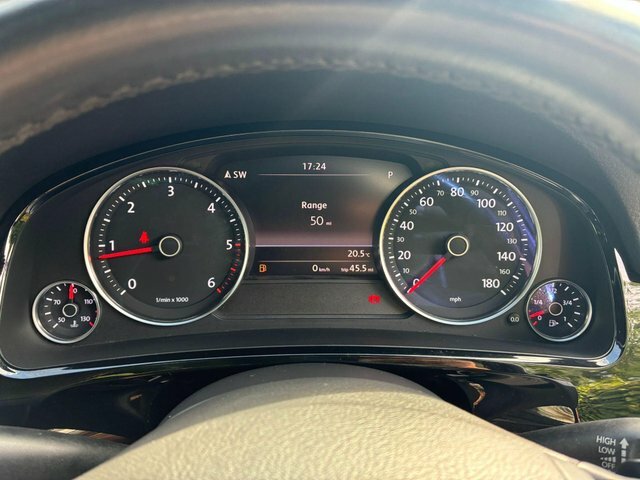 Volkswagen Touareg 3.0 V6 Tdi Bluemotion Tech 262 R-line Tip White #37
