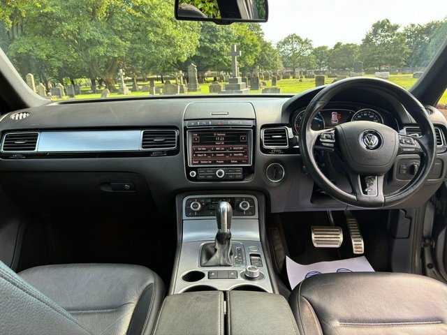 Volkswagen Touareg 3.0 V6 Tdi Bluemotion Tech 262 R-line Tip White #9