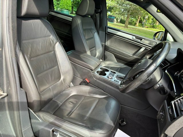 Volkswagen Touareg 3.0 V6 Tdi Bluemotion Tech 262 R-line Tip White #26