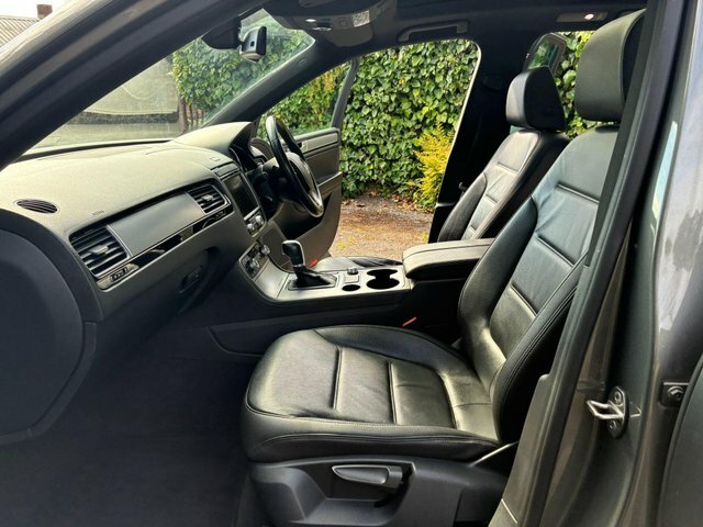 Volkswagen Touareg 3.0 V6 Tdi Bluemotion Tech 262 R-line Tip White #12