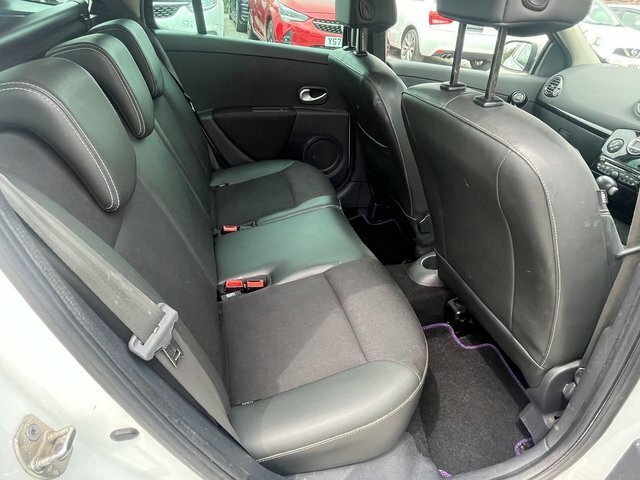 Renault Clio 1.2 16V I-music Deposit Taken Silver #11
