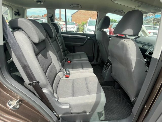 Volkswagen Touran 1.6 Tdi S Euro 5 Brown #6